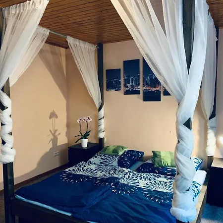 Ferienwohnung In Mit Eigener Terrasse *